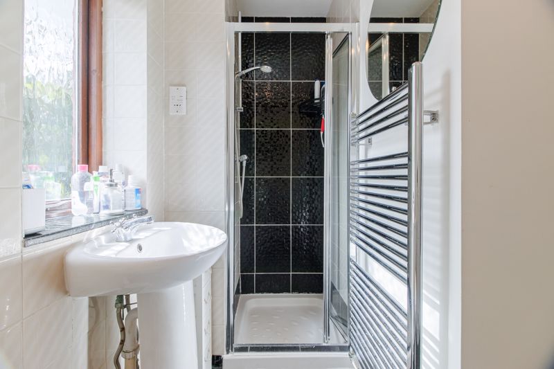 En-Suite Shower Room- click for photo gallery